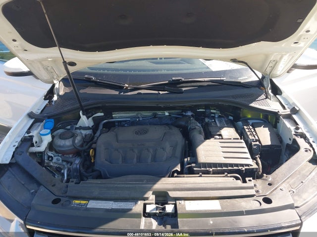 46101653 :رقم المزاد ، 3VV2B7AXXMM043644 vin ، 2021 Volkswagen Tiguan 2.0t Se/2.0t Se R-line Black/2.0t Sel مزاد بيع