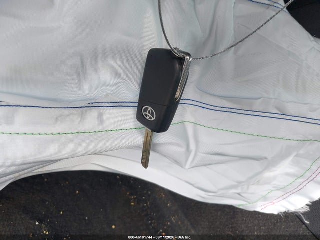 46101744 :رقم المزاد ، 5YFEPRAEXLP145105 vin ، 2020 Toyota Corolla Le مزاد بيع