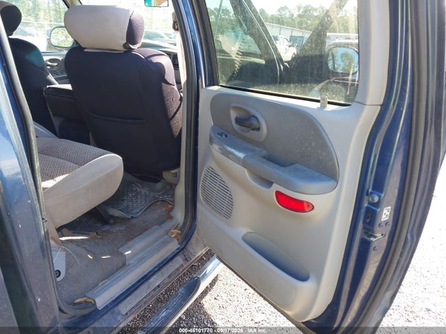 46101770 :رقم المزاد ، 1FTRW08L02KB41176 vin ، 2002 Ford F-150 Lariat/xlt مزاد بيع