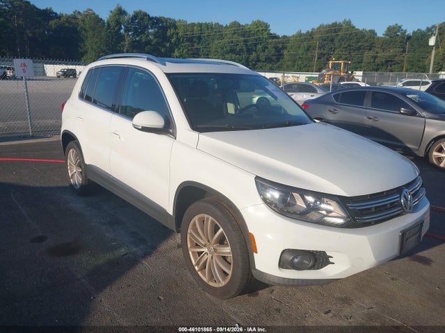 Продажа на аукционе авто 2016 Volkswagen Tiguan Se, vin: WVGAV7AX0GW515433, номер лота: 46101865