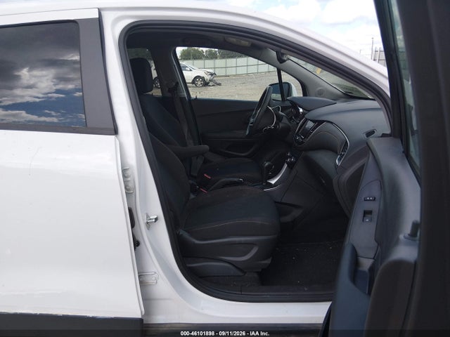 2020 Chevrolet Trax Fwd Ls მანქანა იყიდება აუქციონზე, vin: 3GNCJKSB7LL325408, აუქციონის ნომერი: 46101898