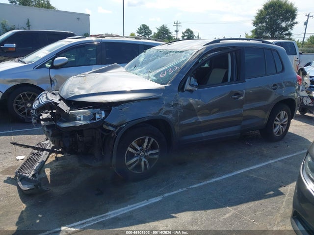 Aukcja sprzedaży 2016 Volkswagen Tiguan S, vin: WVGAV7AX0GW586132, numer aukcji: 46101902