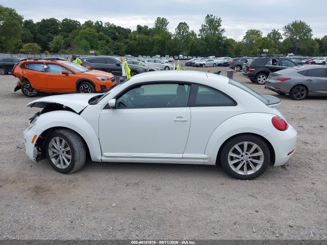 46101916 :رقم المزاد ، 3VWFD7AT4JM706061 vin ، 2018 Volkswagen Beetle 2.0t Coast/2.0t S مزاد بيع
