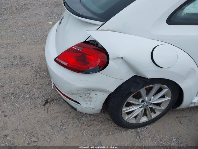 46101916 :رقم المزاد ، 3VWFD7AT4JM706061 vin ، 2018 Volkswagen Beetle 2.0t Coast/2.0t S مزاد بيع