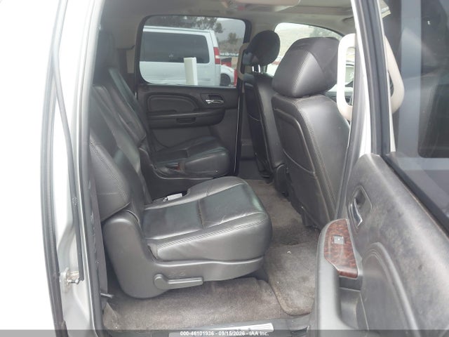 Aukcja sprzedaży 2011 Gmc Yukon Xl 1500 Denali, vin: 1GKS2MEF4BR294626, numer aukcji: 46101936