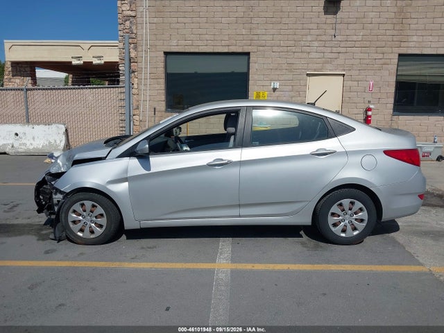 KMHCT4AE7GU998555 Hyundai ACCENT SE