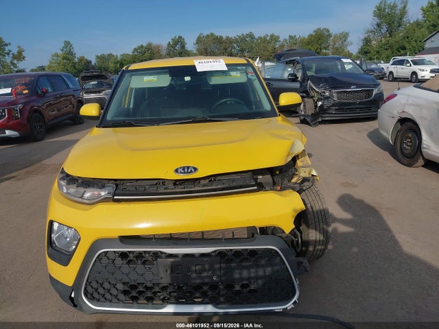 2020 Kia Soul Lx მანქანა იყიდება აუქციონზე, vin: KNDJ23AU5L7076441, აუქციონის ნომერი: 46101952