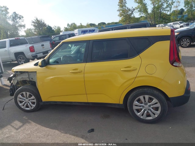 2020 Kia Soul Lx მანქანა იყიდება აუქციონზე, vin: KNDJ23AU5L7076441, აუქციონის ნომერი: 46101952