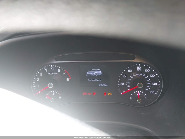 2020 Kia Soul Lx მანქანა იყიდება აუქციონზე, vin: KNDJ23AU5L7076441, აუქციონის ნომერი: 46101952