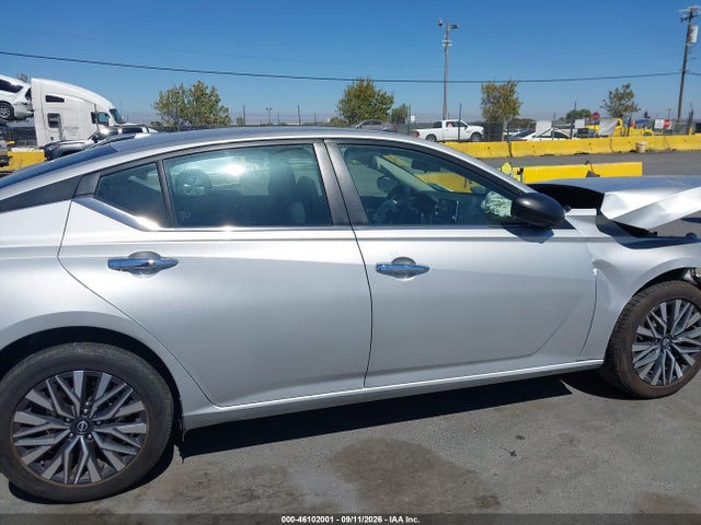 46102001 :رقم المزاد ، 1N4BL4DV5RN302063 vin ، 2024 Nissan Altima Sv Fwd مزاد بيع