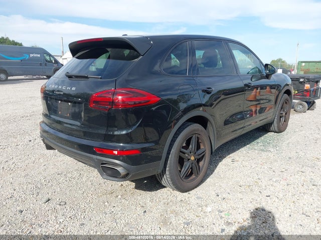 46102016 :رقم المزاد ، WP1AA2A29GKA10052 vin ، 2016 Porsche Cayenne مزاد بيع