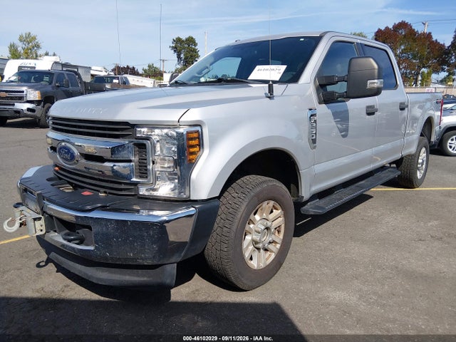 Ford F-250 Xlt 2018 1FT7W2B68JEC83813 Image 2