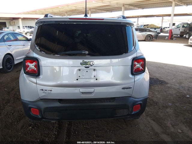 Jeep Renegade Latitude 4x4 2018 ZACCJBBB1JPH86052 Image 16