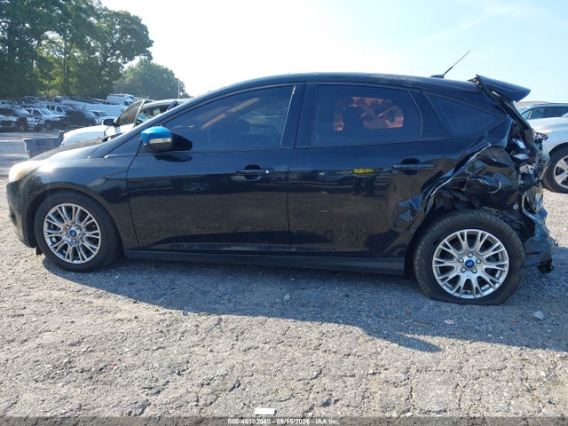 46102040 :رقم المزاد ، 1FAHP3K20CL107251 vin ، 2012 Ford Focus Se مزاد بيع