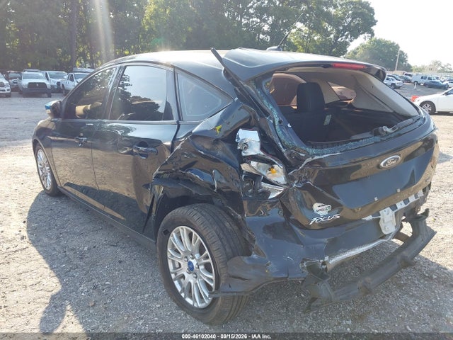 46102040 :رقم المزاد ، 1FAHP3K20CL107251 vin ، 2012 Ford Focus Se مزاد بيع