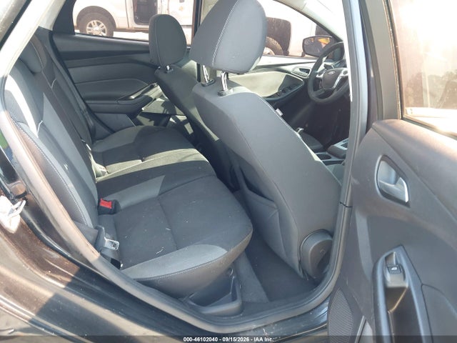 46102040 :رقم المزاد ، 1FAHP3K20CL107251 vin ، 2012 Ford Focus Se مزاد بيع