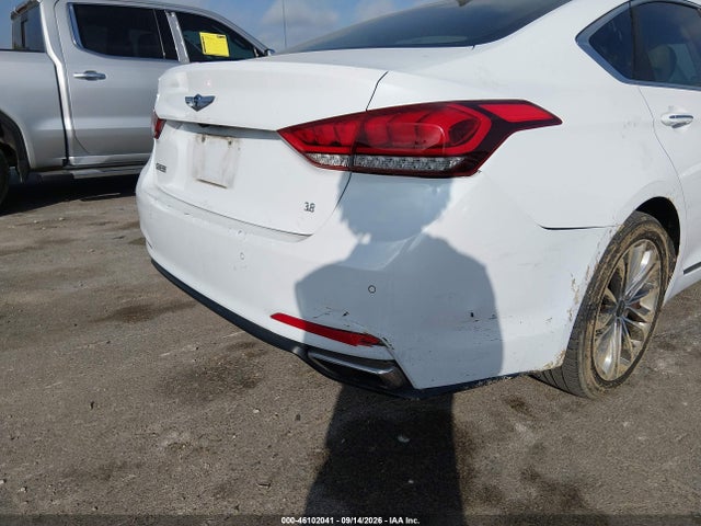 Продаж на аукціоні авто 2015 Hyundai Genesis 3.8, vin: KMHGN4JE8FU067377, номер лоту: 46102041