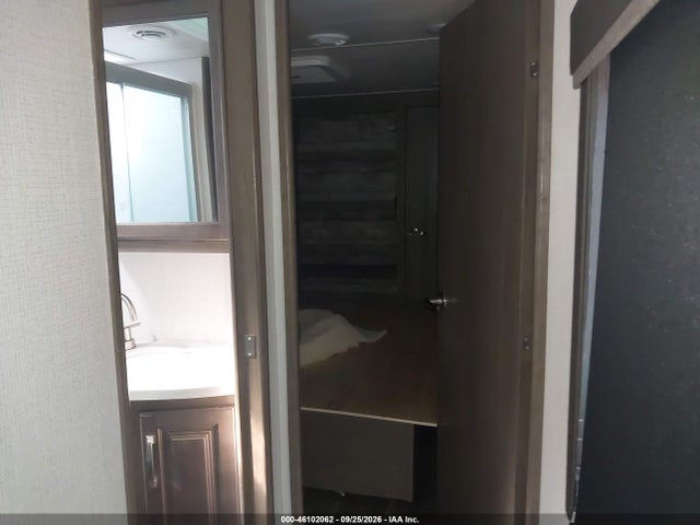 Продажа на аукционе авто 2023 Keystone Other, vin: 4YDFCGS21P2503637, номер лота: 46102062