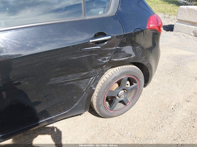 Aukcja sprzedaży 2017 Kia Forte Lx, vin: KNAFK5A88H5692347, numer aukcji: 46102093