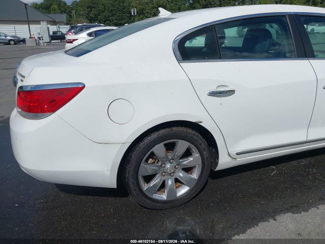 2011 Buick Lacrosse Cxs მანქანა იყიდება აუქციონზე, vin: 1G4GE5ED4BF209827, აუქციონის ნომერი: 46102154