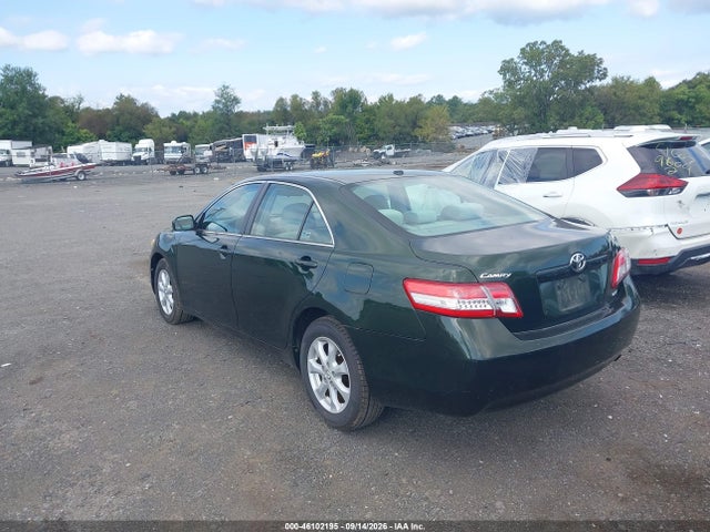 2011 Toyota Camry Le მანქანა იყიდება აუქციონზე, vin: 4T1BF3EKXBU687384, აუქციონის ნომერი: 46102195