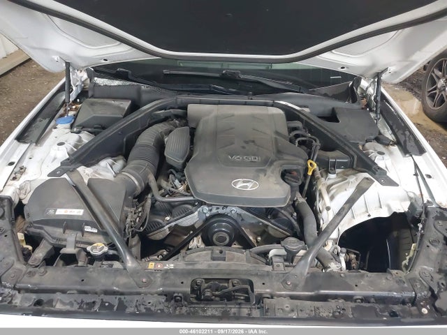 Продажа на аукционе авто 2015 Hyundai Genesis 3.8, vin: KMHGN4JE6FU076031, номер лота: 46102211