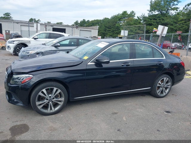 46102225 :رقم المزاد ، W1KWF8EB5LR596259 vin ، 2020 Mercedes-benz C 300 4matic مزاد بيع