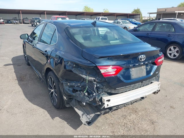 46102256 :رقم المزاد ، 4T1B11HK7KU263532 vin ، 2019 Toyota Camry Se مزاد بيع