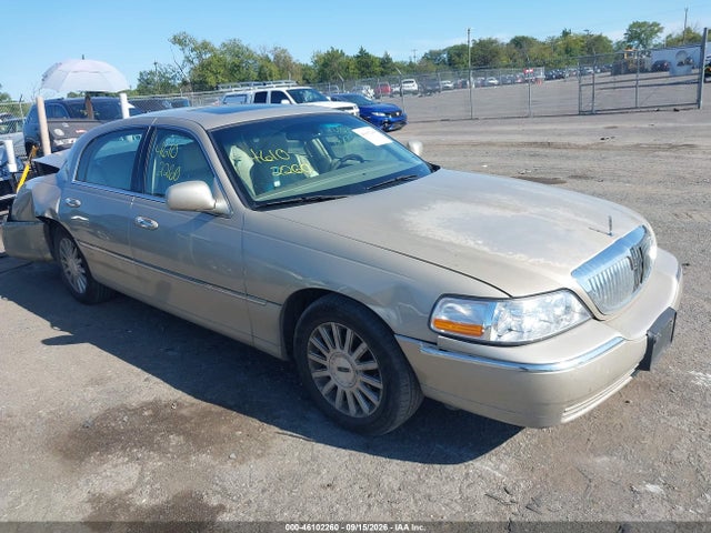 Aukcja sprzedaży 2004 Lincoln Town Car Ultimate, vin: 1LNHM83W44Y683328, numer aukcji: 46102260