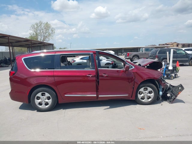 Aukcja sprzedaży 2017 Chrysler Pacifica Touring-l Plus, vin: 2C4RC1EG0HR532358, numer aukcji: 46102263