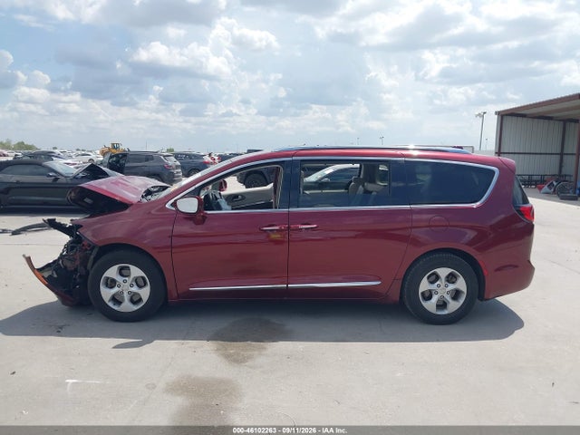 Aukcja sprzedaży 2017 Chrysler Pacifica Touring-l Plus, vin: 2C4RC1EG0HR532358, numer aukcji: 46102263