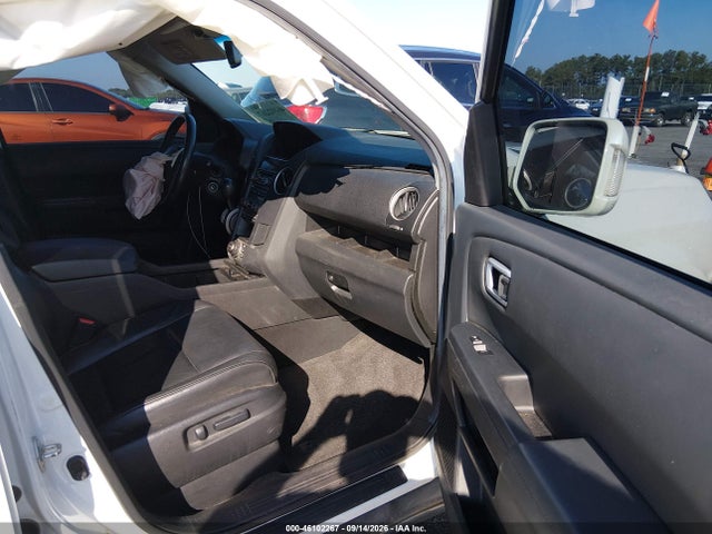 Продажа на аукционе авто 2012 Honda Pilot Touring, vin: 5FNYF3H90CB012533, номер лота: 46102267