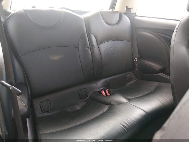 46102272 :رقم المزاد ، WMWSU3C59BT181670 vin ، 2011 Mini Cooper مزاد بيع