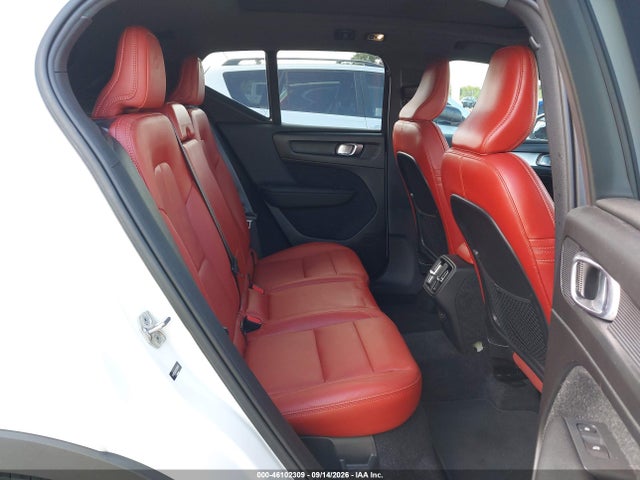 YV4162UKXK2055876 Volvo Xc40 T5 Momentum