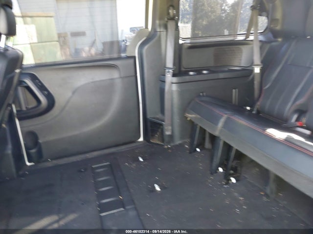 46102314 :رقم المزاد ، 2C4RDGEG8HR716348 vin ، 2017 Dodge Grand Caravan Gt مزاد بيع