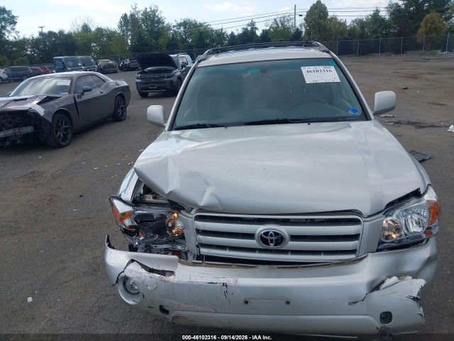 Продажа на аукционе авто 2005 Toyota Highlander Limited V6, vin: JTEEP21A650100983, номер лота: 46102316