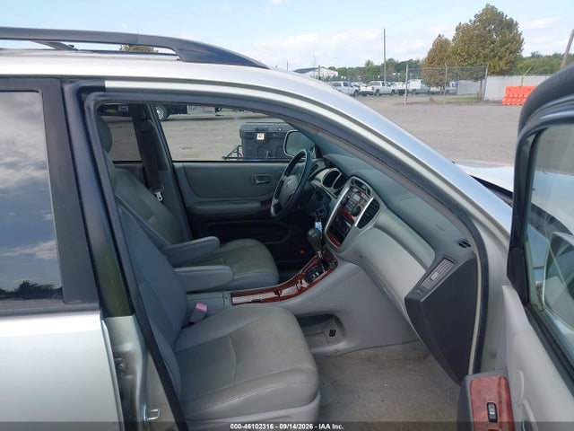 Продажа на аукционе авто 2005 Toyota Highlander Limited V6, vin: JTEEP21A650100983, номер лота: 46102316