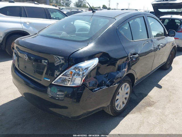 Nissan Versa 1.6 S 2014 3N1CN7AP9EL810520 Image 4