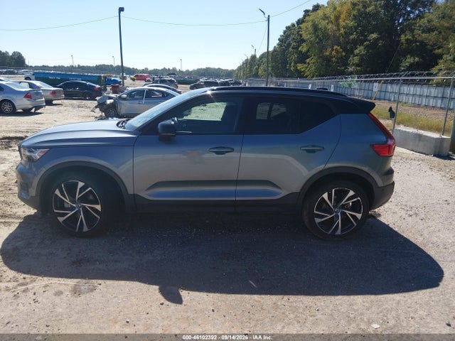 2019 Volvo Xc40 T4 R-design მანქანა იყიდება აუქციონზე, vin: YV4AC2HM4K2106521, აუქციონის ნომერი: 46102392