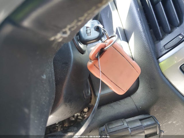 Продаж на аукціоні авто 2018 Chevrolet Silverado 1500 2lt, vin: 1GCVKREH8JZ109998, номер лоту: 46102418