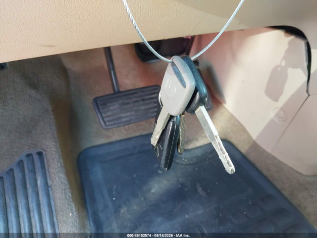 46102574 :رقم المزاد ، 5FNRL3H73AB060665 vin ، 2010 Honda Odyssey Ex-l مزاد بيع
