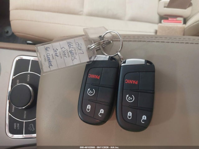 46102588 :رقم المزاد ، 1C4RJFAG9HC670062 vin ، 2017 Jeep Grand Cherokee Laredo 4x4 مزاد بيع