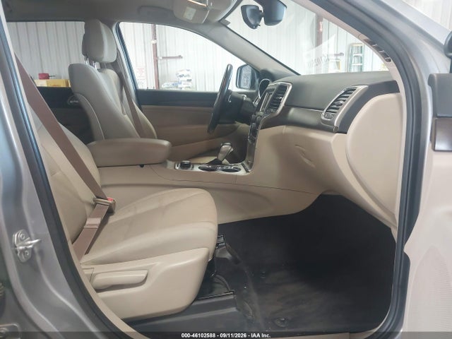 46102588 :رقم المزاد ، 1C4RJFAG9HC670062 vin ، 2017 Jeep Grand Cherokee Laredo 4x4 مزاد بيع