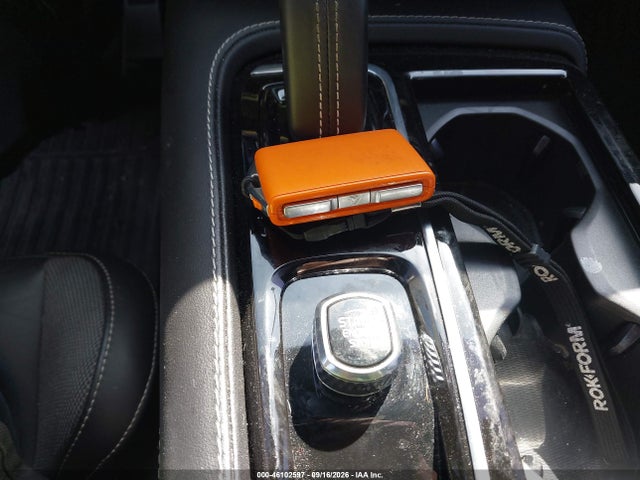 2022 Volvo S60 Recharge Plug-in Hybrid T8 Black Edition R-design Extended Range მანქანა იყიდება აუქციონზე, vin: 7JRH60FD4NG192485, აუქციონის ნომერი: 46102597