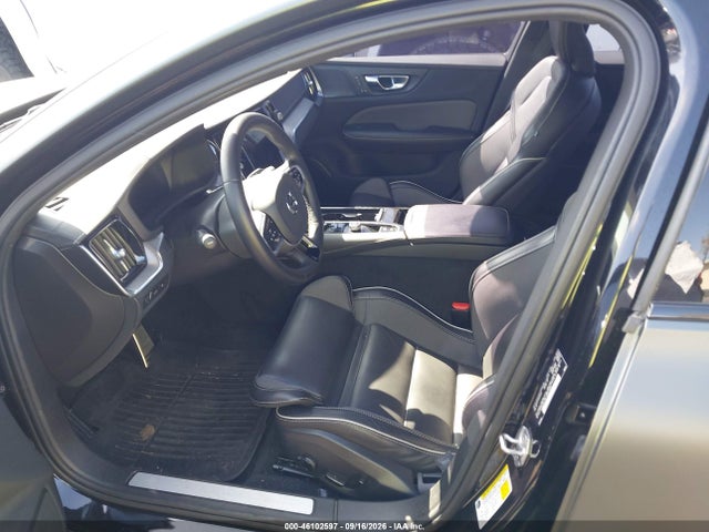 2022 Volvo S60 Recharge Plug-in Hybrid T8 Black Edition R-design Extended Range მანქანა იყიდება აუქციონზე, vin: 7JRH60FD4NG192485, აუქციონის ნომერი: 46102597