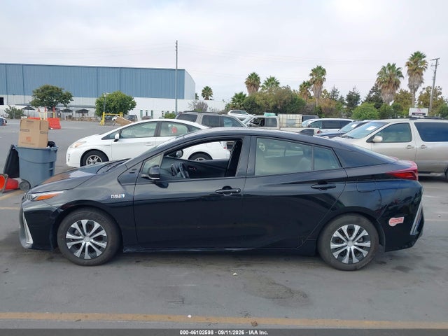 Продажа на аукционе авто 2020 Toyota Prius Prime Xle, vin: JTDKARFP2L3147101, номер лота: 46102598