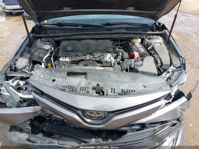 2018 Toyota Camry Le მანქანა იყიდება აუქციონზე, vin: 4T1B11HKXJU058270, აუქციონის ნომერი: 46102604