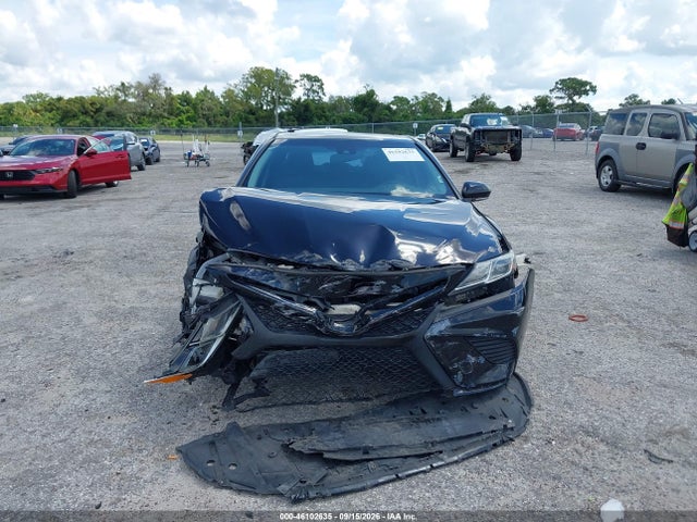2018 Toyota Camry Se მანქანა იყიდება აუქციონზე, vin: 4T1B11HK3JU022095, აუქციონის ნომერი: 46102635
