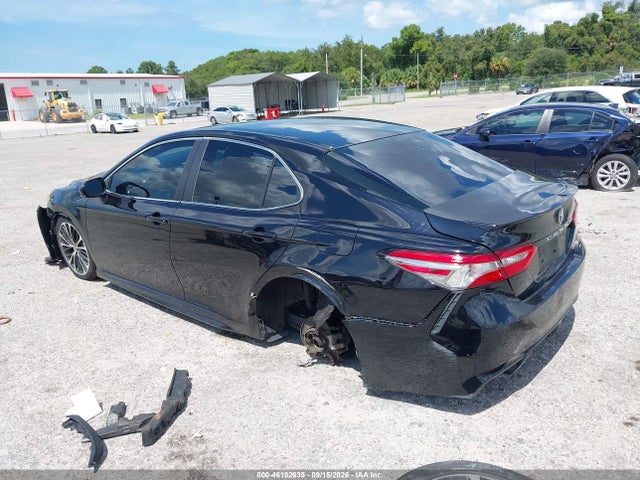 2018 Toyota Camry Se მანქანა იყიდება აუქციონზე, vin: 4T1B11HK3JU022095, აუქციონის ნომერი: 46102635