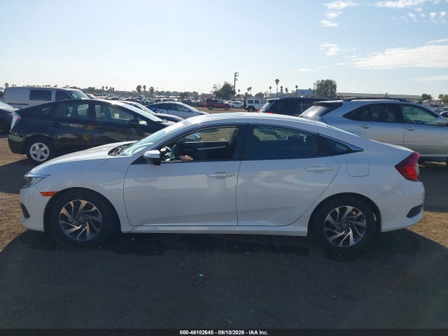 Honda CIVIC EX 2018 2HGFC2F76JH542915 Image 14